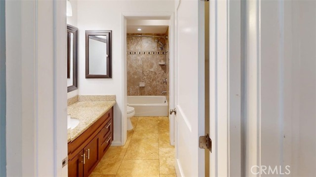 Detail Gallery Image 9 of 16 For 3210 Merrill Dr #23,  Torrance,  CA 90503 - 3 Beds | 2 Baths