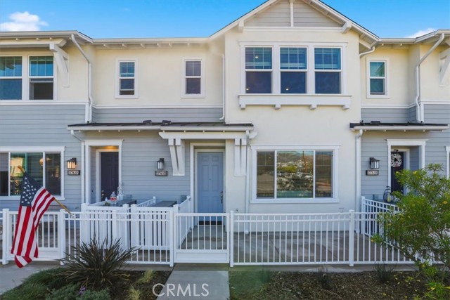 Front Image Thumbnail for CRIV25247156