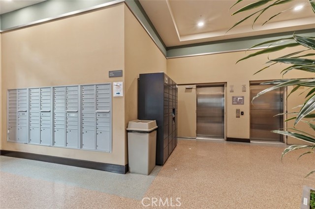 Detail Gallery Image 33 of 40 For 150 the Promenade #202,  Long Beach,  CA 90802 - 3 Beds | 3 Baths