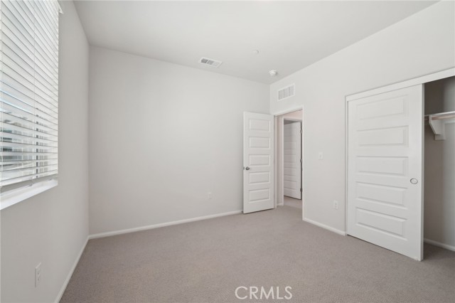 2132 Bergamot Street, Redlands CA: https://media.crmls.org/medias/e7c9aacc-a2eb-46fe-bce9-69780c88f186.jpg