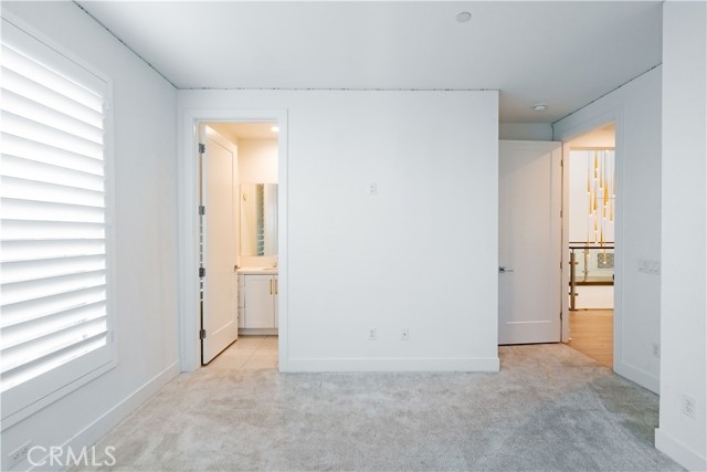 20043 Mersey Lane, Porter Ranch CA: https://media.crmls.org/medias/e7ca0a5d-c4cc-405d-94c5-fb1095568578.jpg
