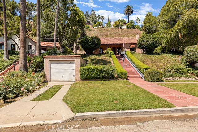 Detail Gallery Image 2 of 42 For 868 W Edgehill Rd, San Bernardino,  CA 92405 - 3 Beds | 2 Baths