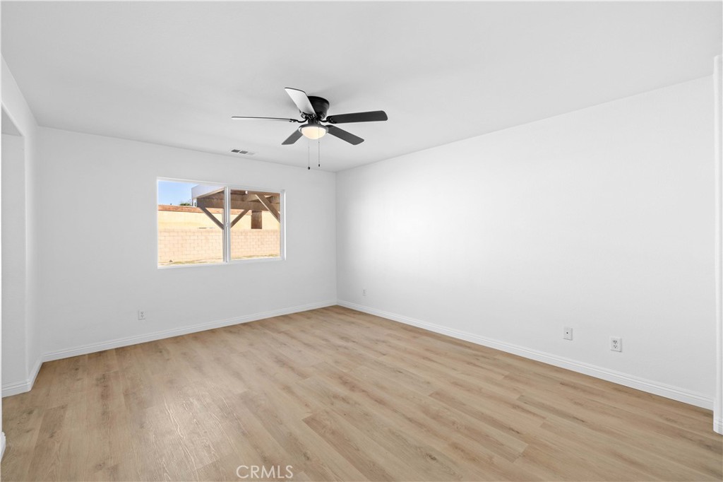 MLS #LG25270334 image #8