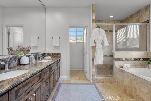 2016 Robinson Street, Redondo Beach CA: https://media.crmls.org/medias/e7cc0d21-8589-4fd8-9351-f2545b903db0.jpg