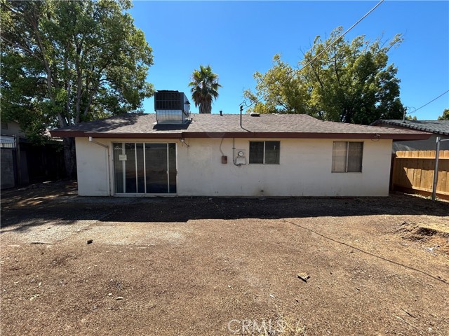 Detail Gallery Image 15 of 17 For 6917 Stillwater Way, Sacramento,  CA 95828 - 3 Beds | 1/1 Baths