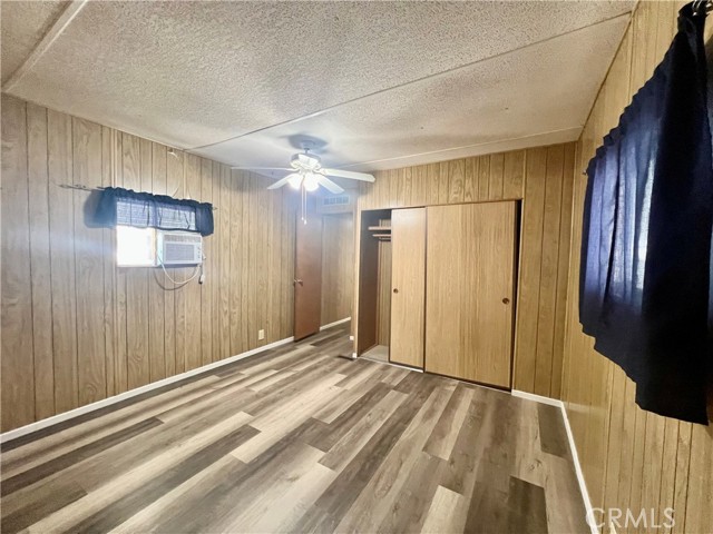 880 N Lake Street, Hemet CA: https://media.crmls.org/medias/e7ccfe9d-5df3-46d6-89b2-8a88cf3c24e3.jpg