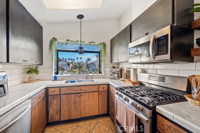 Detail Gallery Image 14 of 35 For 2217 Chestnut, Santa Maria,  CA 93458 - 3 Beds | 2 Baths