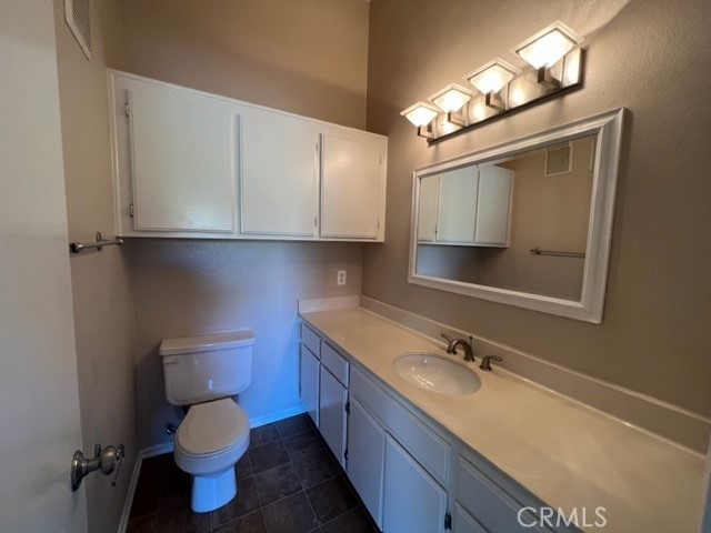 https://media.crmls.org/medias/e7cd78a9-131a-4d98-aa85-4110ed31d6ae.jpg?preset=X-Large