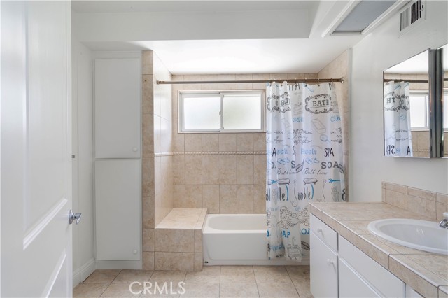Detail Gallery Image 21 of 33 For 1549 Thompson Ave, Glendale,  CA 91201 - 4 Beds | 2 Baths
