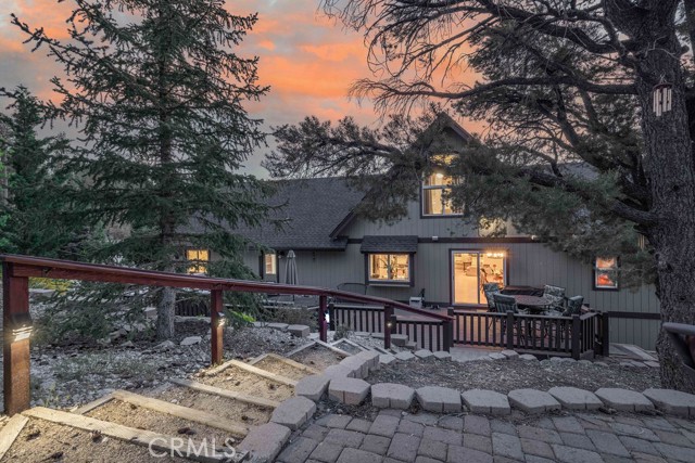 Detail Gallery Image 39 of 50 For 305 Starlight Cir, Big Bear Lake,  CA 92315 - 3 Beds | 2/1 Baths