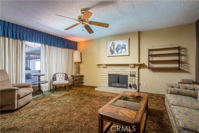Detail Gallery Image 19 of 37 For 5951 Buchanan Ave, San Bernardino,  CA 92404 - 4 Beds | 2 Baths