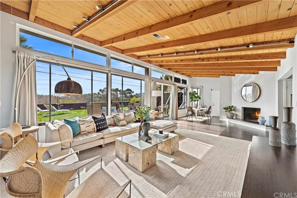 E7cf37da 6efb 413d Bb86 365263be976e