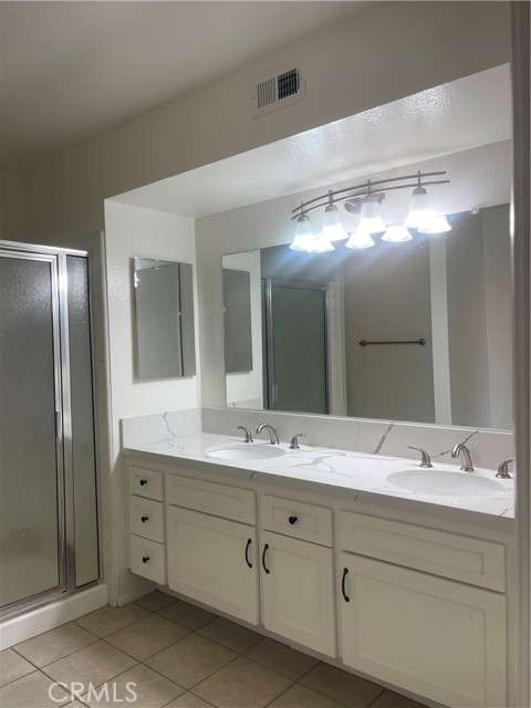 Detail Gallery Image 26 of 35 For 380 W Wilson #E106,  Costa Mesa,  CA 92627 - 3 Beds | 3 Baths