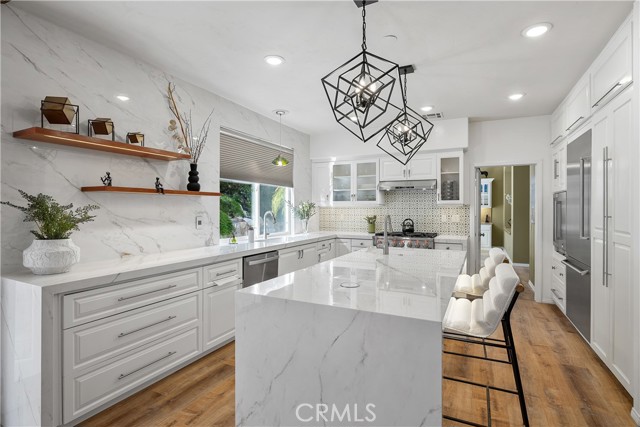 Detail Gallery Image 18 of 44 For 24587 Lola, Newhall,  CA 91321 - 5 Beds | 3 Baths