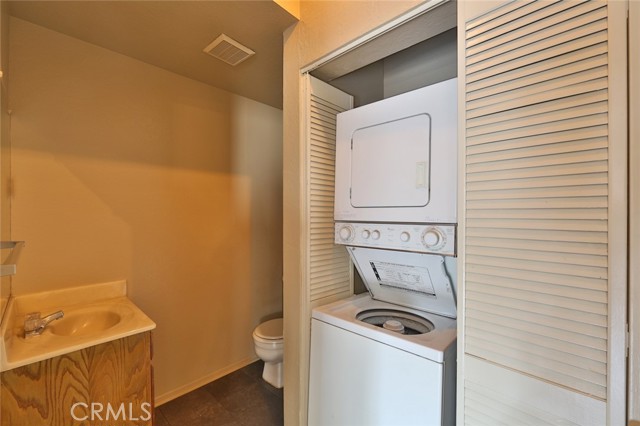 Detail Gallery Image 12 of 32 For 222 S Catalina Ave #9,  Pasadena,  CA 91106 - 3 Beds | 3/1 Baths