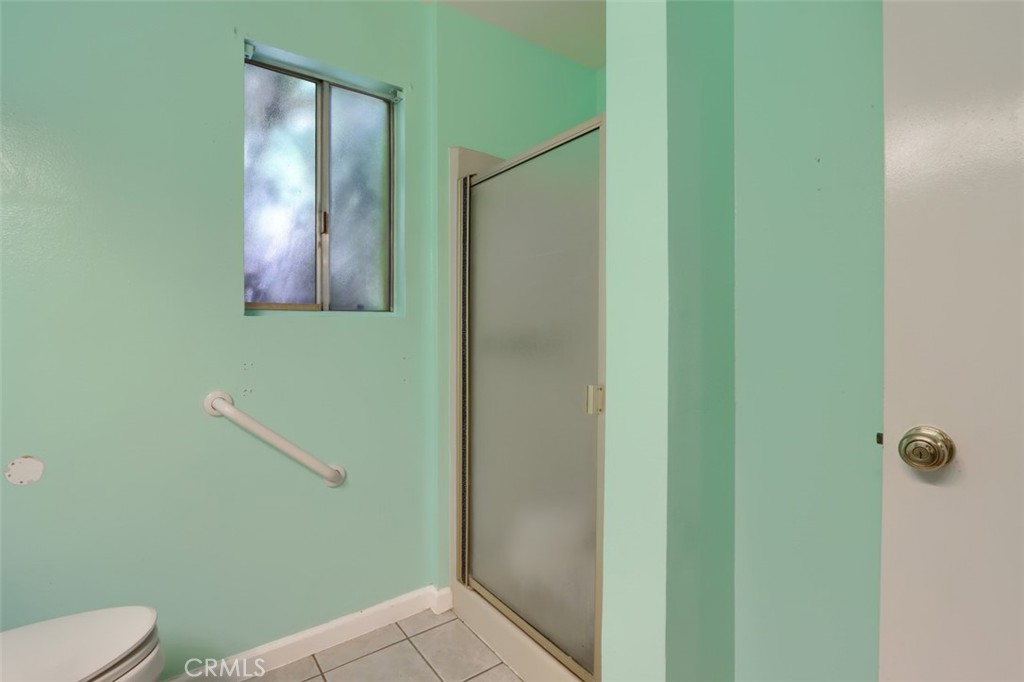 https://media.crmls.org/medias/e7d0c6e6-1a23-4be6-9563-7d58ed8a5fde.jpg?preset=X-Large