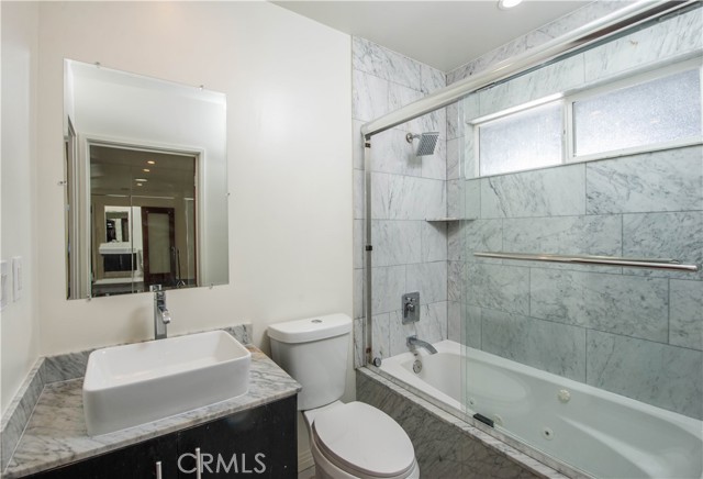 Detail Gallery Image 20 of 37 For 12413 Westminster Ave, Los Angeles,  CA 90066 - – Beds | – Baths