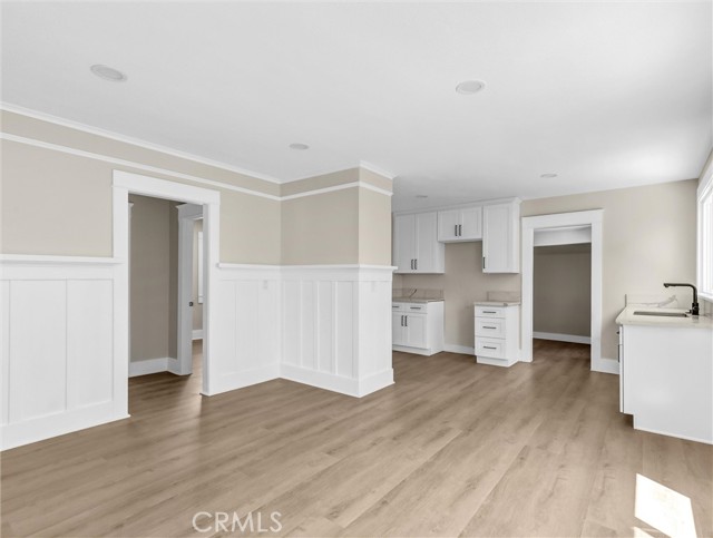 410 S Ford Boulevard, Los Angeles CA: https://media.crmls.org/medias/e7d1dbbb-1211-4597-8c2f-92f030790c9e.jpg