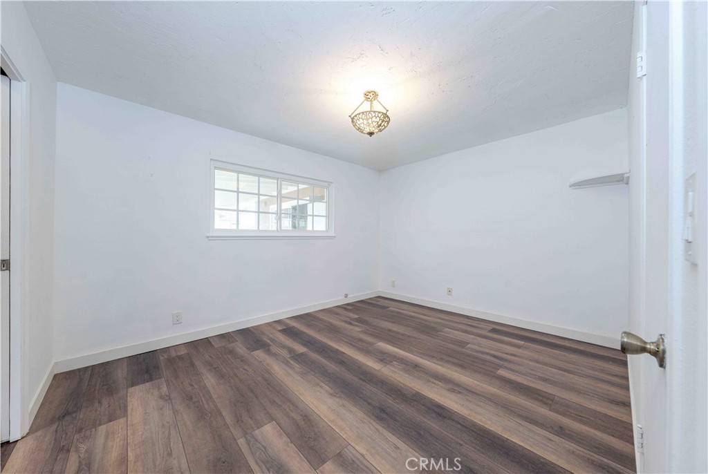 MLS #OC25280398 image #22