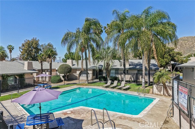 Detail Gallery Image 26 of 31 For 2891 Canyon Crest #68,  Riverside,  CA 92507 - 2 Beds | 2 Baths
