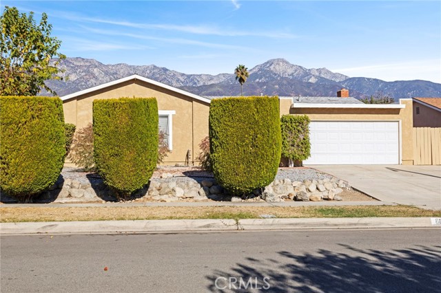 Detail Gallery Image 4 of 32 For 8816 Holly, Rancho Cucamonga,  CA 91701 - 4 Beds | 2 Baths