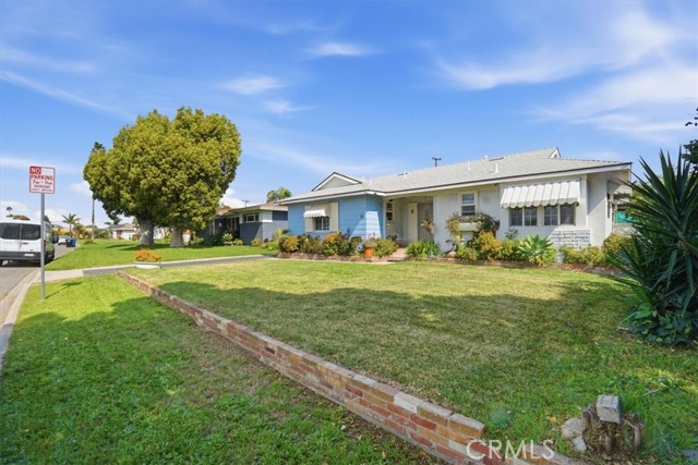 Image 1 of 31 For 138 Fernwood