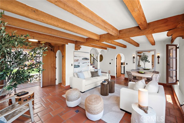 606 Avenida Victoria, San Clemente CA: https://media.crmls.org/medias/e7d2cc6c-ba45-4002-860d-4345c599d728.jpg