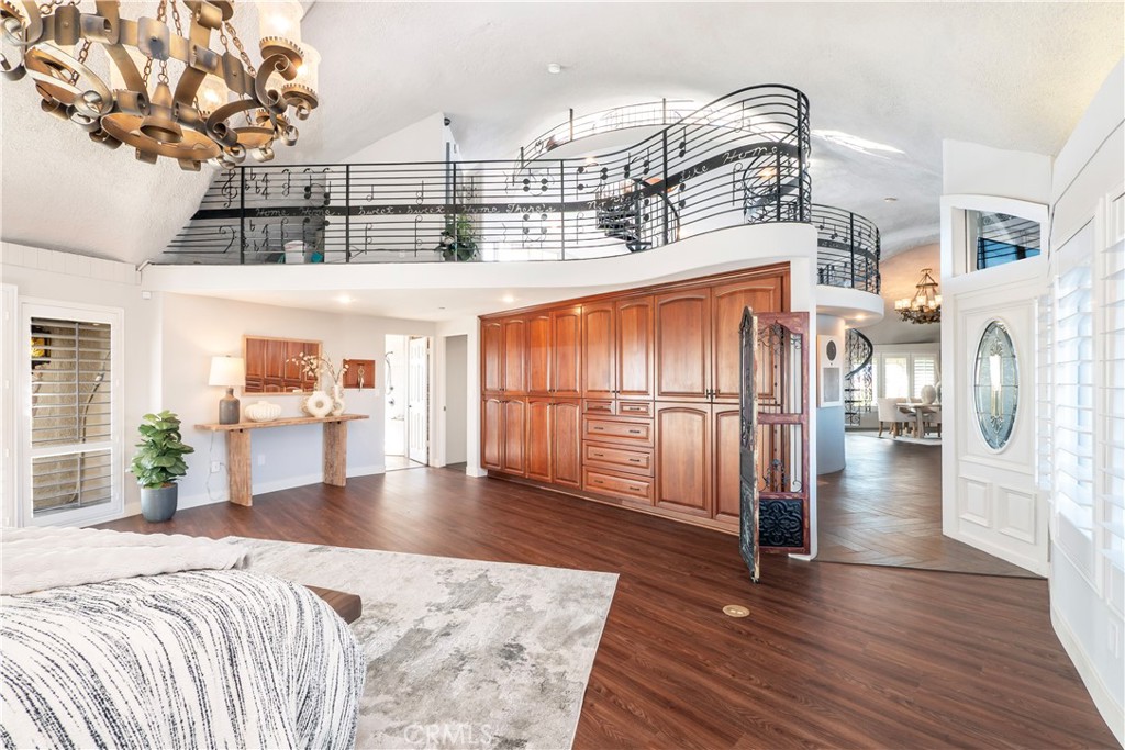 MLS #IV25158712 image #38