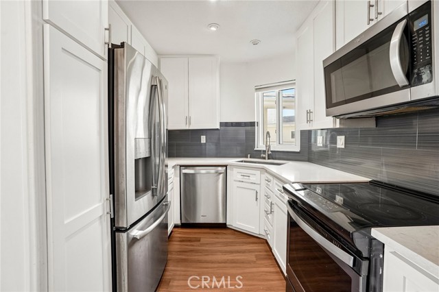 1108 Camino Real, Redondo Beach, California 90277, 3 Bedrooms Bedrooms, ,1 BathroomBathrooms,Residential,For Sale,Camino Real,SB26060949