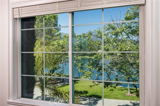 225 Montana Del Lago Drive, Rancho Santa Margarita CA: https://media.crmls.org/medias/e7d3087b-28b9-48fd-96d0-e6f15fe89410.jpg