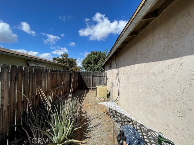 Detail Gallery Image 14 of 15 For 2143 Avenida Olivos, Hemet,  CA 92545 - 2 Beds | 1 Baths