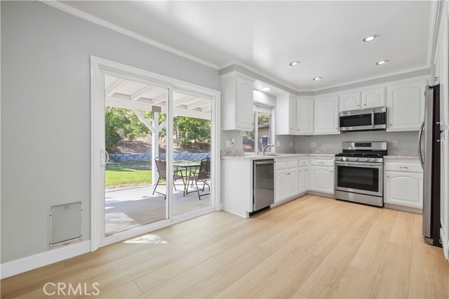 14719 Zinnia Court photo 6