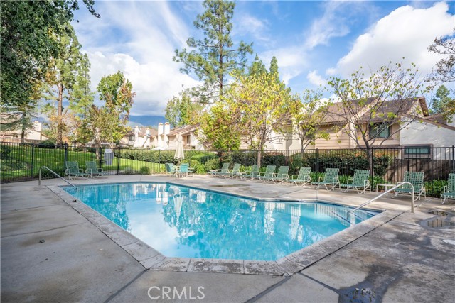 Detail Gallery Image 26 of 36 For 6620 Altawoods Way, Rancho Cucamonga,  CA 91701 - 2 Beds | 2/1 Baths