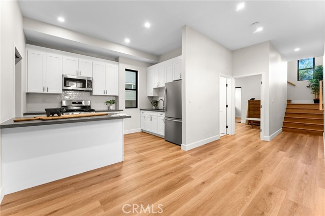 Front Image Thumbnail for CRCV26025326