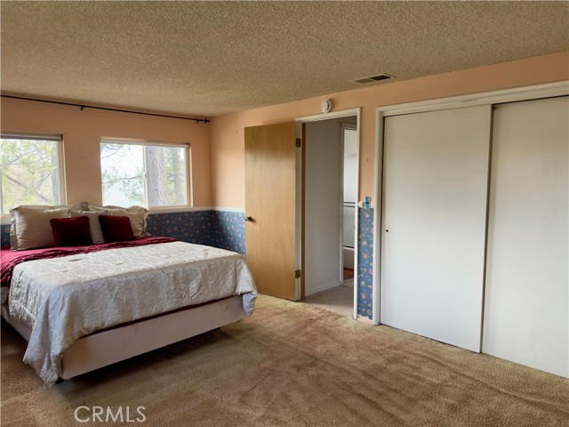 26500 Amador Lane, Lake Arrowhead CA: https://media.crmls.org/medias/e7d6c4f0-fe02-417e-8c6e-c67ddeab7b02.jpg