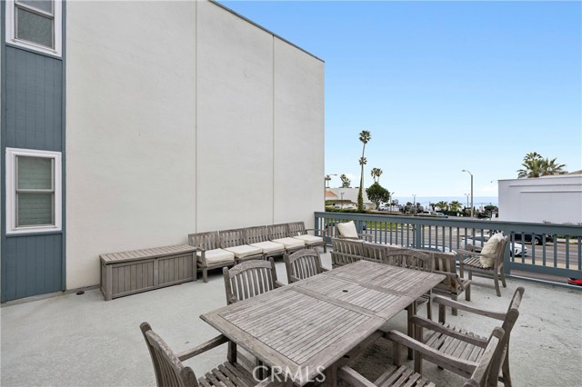 Detail Gallery Image 2 of 8 For 245 Aster St #7,  Laguna Beach,  CA 92651 - 2 Beds | 1 Baths