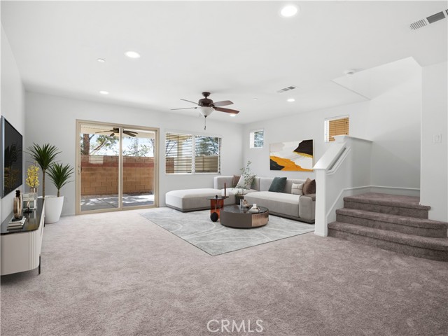 Detail Gallery Image 5 of 36 For 1377 Sunset #B,  Beaumont,  CA 92223 - 3 Beds | 2/1 Baths