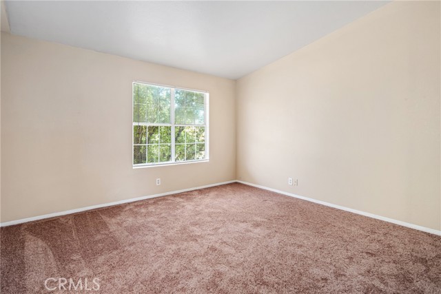 Detail Gallery Image 15 of 27 For 43649 Park Ave, Lancaster,  CA 93534 - 3 Beds | 2/1 Baths