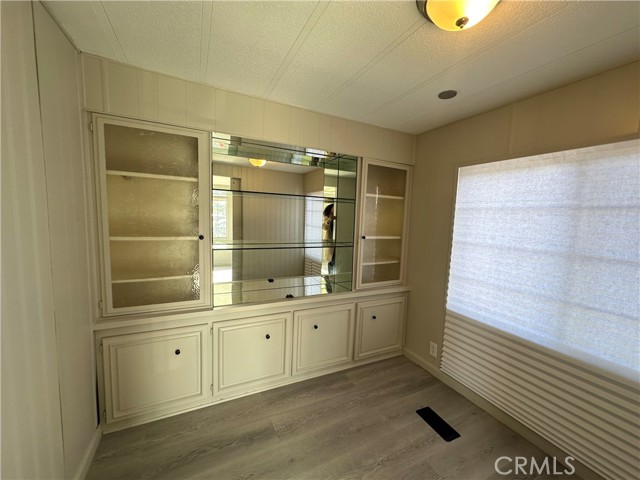 Detail Gallery Image 7 of 21 For 23701 Western Ave #SPACE 136,  Torrance,  CA 90501 - 3 Beds | 2 Baths