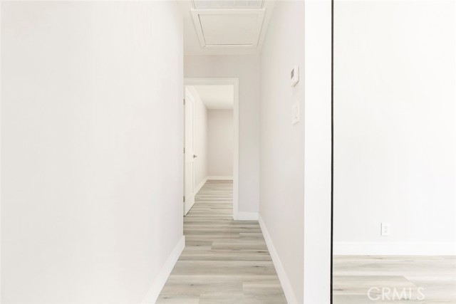 Detail Gallery Image 17 of 28 For 17646 Raymer St, Northridge,  CA 91325 - 3 Beds | 3 Baths