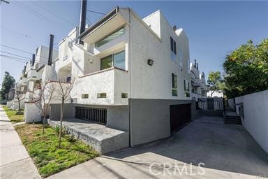 Detail Gallery Image 40 of 41 For 4711 Colfax Ave #12,  North Hollywood,  CA 91602 - 2 Beds | 2/1 Baths