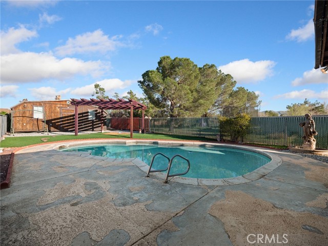 Detail Gallery Image 6 of 43 For 11935 Wapato Rd, Apple Valley,  CA 92308 - 4 Beds | 2 Baths