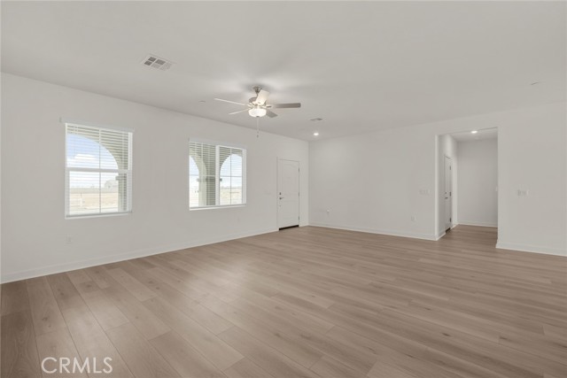 4 Bed Home for Sale in Apple Valley, California