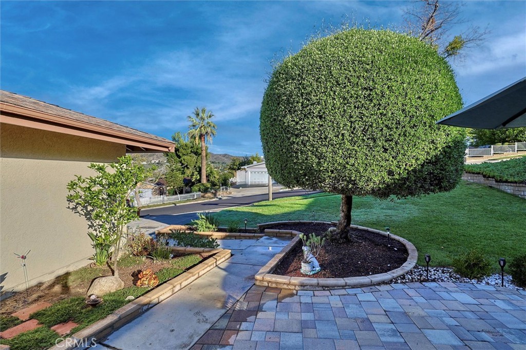 MLS #OC25261411 image #27