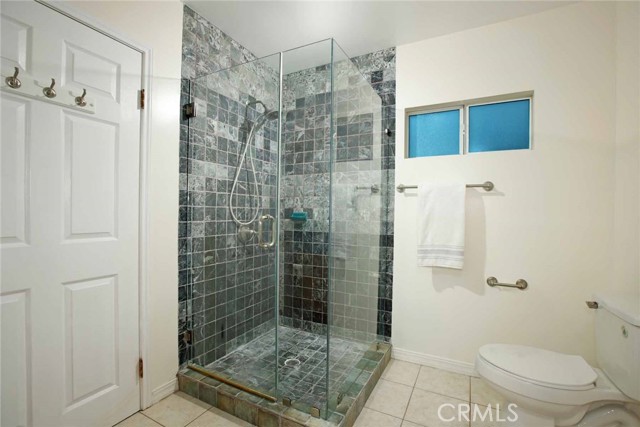 Detail Gallery Image 26 of 38 For 1410 Grandview Ave, Glendale,  CA 91201 - 3 Beds | 2/1 Baths