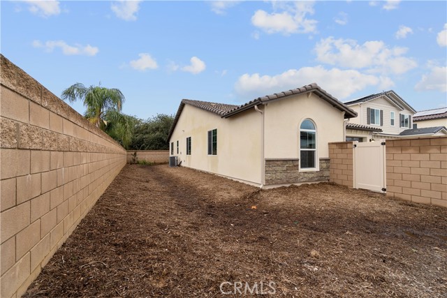 Detail Gallery Image 20 of 24 For 34222 Travis Ln, Yucaipa,  CA 92399 - 3 Beds | 2 Baths
