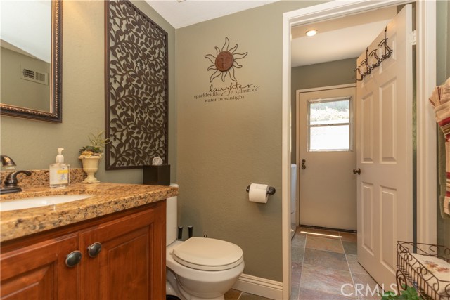 31032 Via Estenaga, San Juan Capistrano CA: https://media.crmls.org/medias/e7dc9cd3-0b67-4146-8fec-d6d11c31871d.jpg