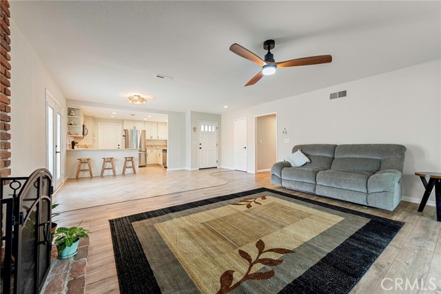 Detail Gallery Image 5 of 45 For 859 Penarth Ave, Diamond Bar,  CA 91789 - 4 Beds | 2 Baths