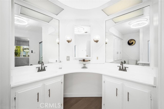 Detail Gallery Image 16 of 41 For 210 Silverlake, Placentia,  CA 92870 - 2 Beds | 2 Baths