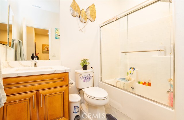 Detail Gallery Image 16 of 32 For 16425 Arrow #1214,  Fontana,  CA 92335 - 3 Beds | 2/1 Baths